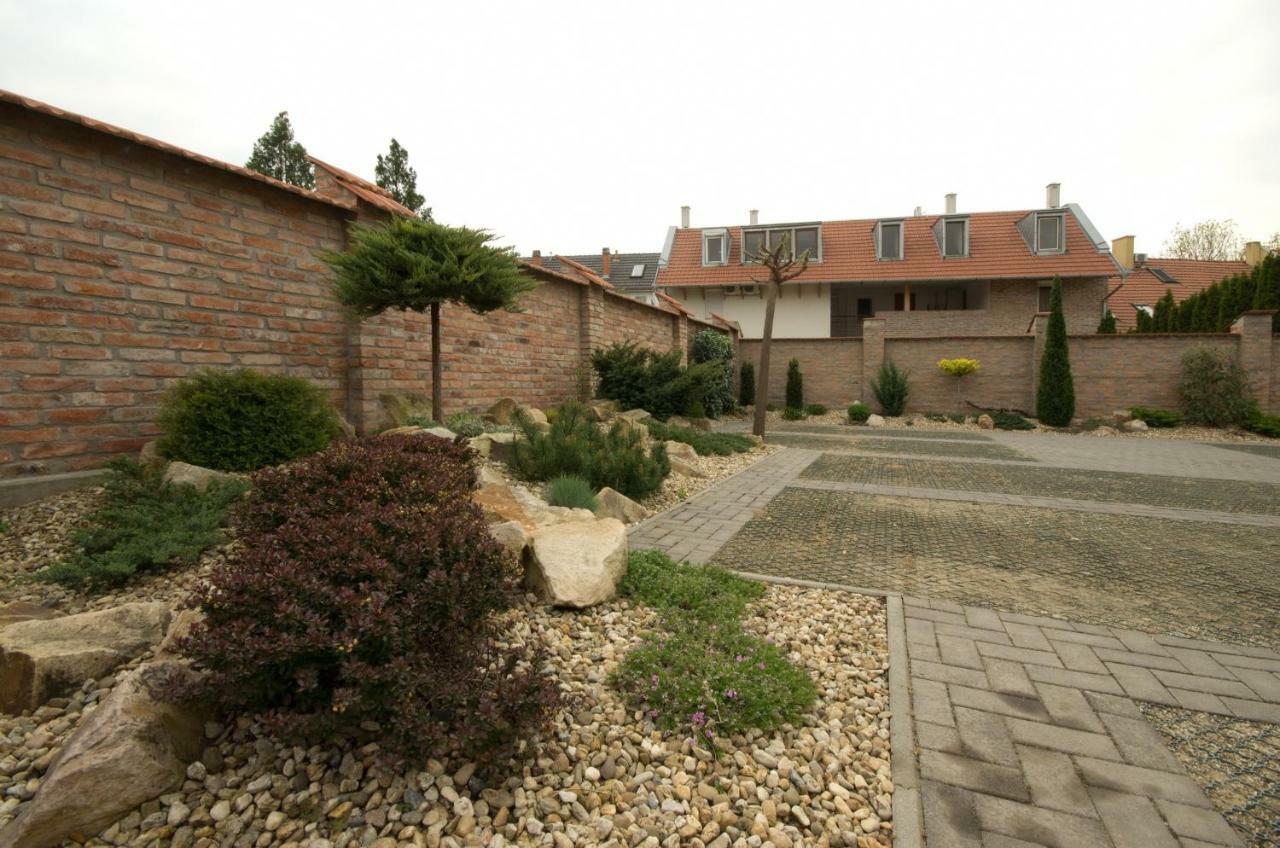 Royal Residence Apartments Jula Exterior foto